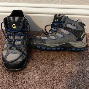 Merrill Little Kids Hilltop Ventilator Mid Waterproof Hiking Boots - size 2